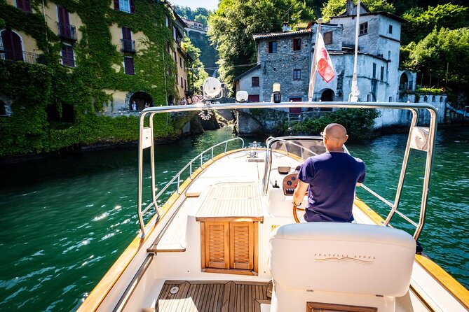2H Private Cruise on a beautiful wooden speedboat on Lake Como - Who this cruise fits best