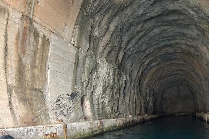 3 Hour Speed Boat Tour to Blue Cave with WiFi and Drinks - Blue Cave: the swim and the turquoise light (the big reason to book)