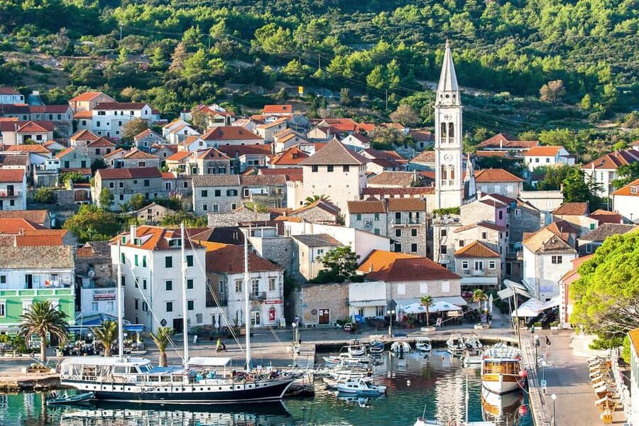 3 Islands Speedboat Tour: Golden Horn, Blue Lagoon & Jelsa - Price and value: is $94 worth it?