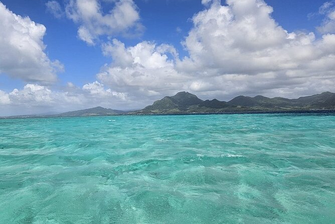 5 Islands Private Speedboat with Snorkeling Lunch and Drinks - Private speedboat logistics from Trou d’Eau Douce