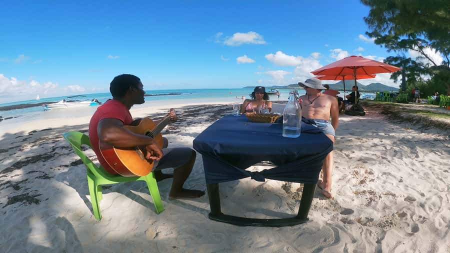 5 Islands Speedboat w/Snorkeling Sea Turtle + Lunch & Drinks - 5 Islands by Speedboat: The Real Point of a VIP Day