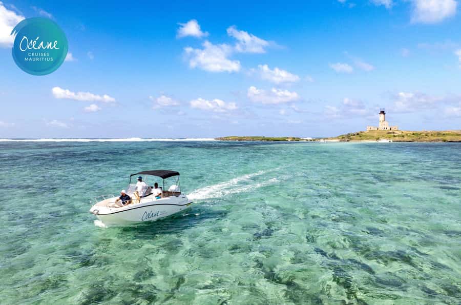 5 islands tour: New Private OCÉANE Speedboat - Quick hits on the Océane 5-islands day