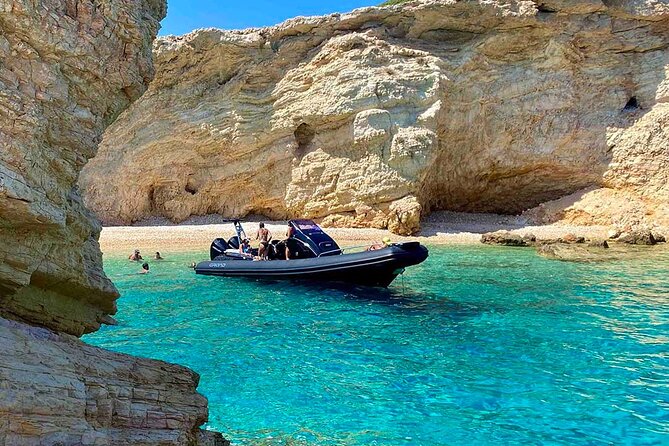 7-Hour Private Speedboat Tour in Antiparos - Captains and Safety: The Big Difference You Feel