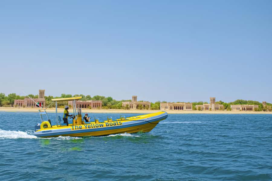 Abu Dhabi: 45 Minutes Yas Island Sightseeing Speedboat Tour - Yas Marina Abu Dhabi: The “Iconic First Shot” Moment