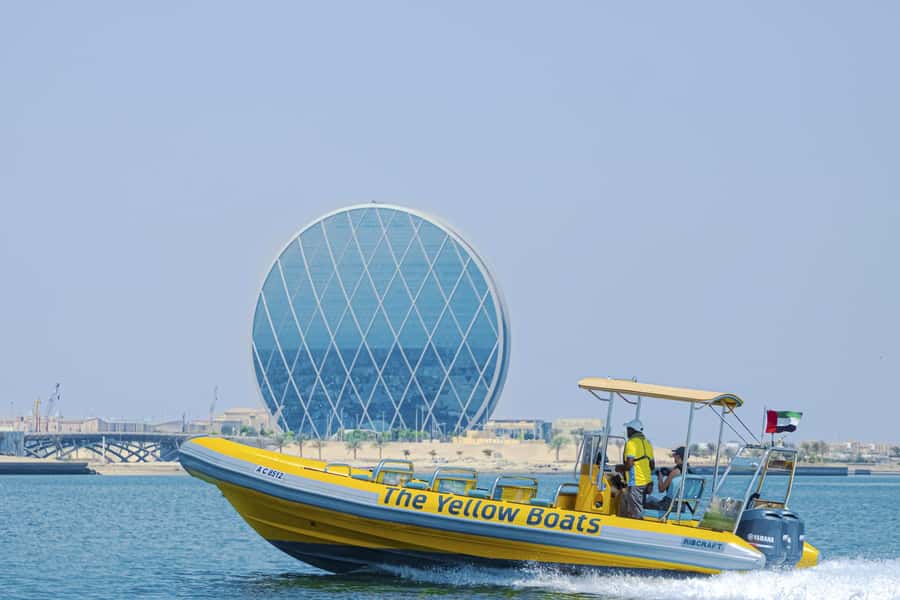 Abu Dhabi: 75-Minute Yas Island Sightseeing Speedboat Tour - Timing, comfort, and who should (and shouldn’t) go