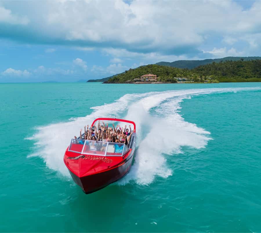 Airlie Beach: 30-Minute Jet Boat Ride - Getting on the jetty at Pioneer Jet Whitsundays