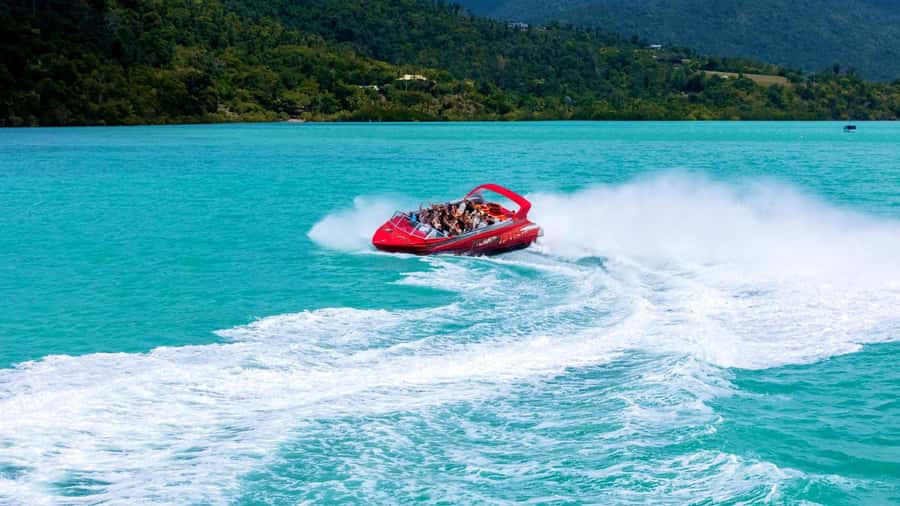 Airlie Beach: 30-Minute Jet Boat Ride - The main event: 180s, 360s, drifts, and power stops