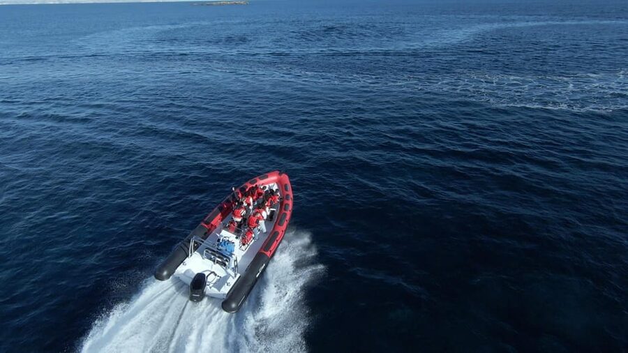 Alcudia: 2-Hour Sightseeing Speedboat Tour with Snorkeling - Guide Energy and Onboard Music: What Makes It Feel Fun, Not Just Efficient