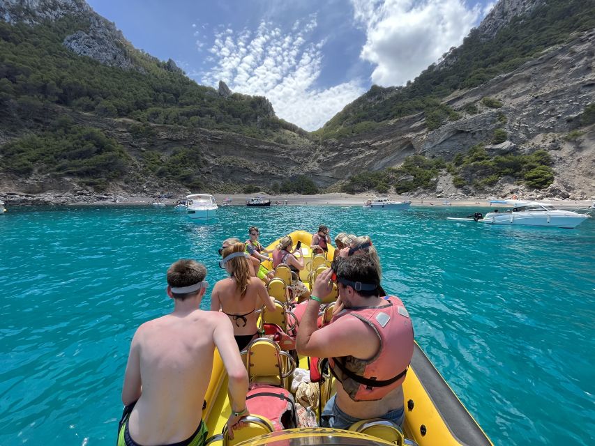 Alcudia: Speedboat Tour of Northern Mallorca & Hotel Pickup - Guides, captains, and the ride feel: what the best moments have in common
