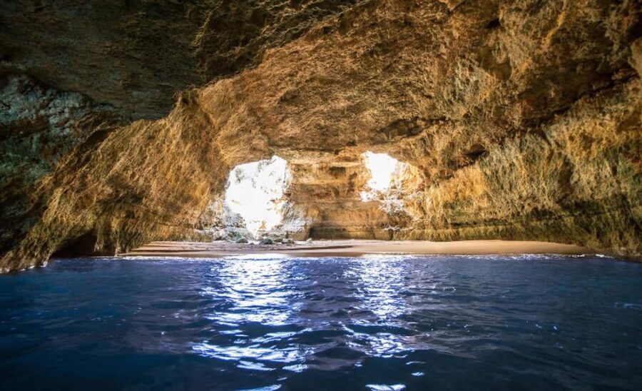 Algarve: Benagil Caves Open Speedboat Tour - Starting at Vilamoura Watersports Centre: Where You Begin