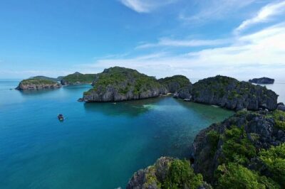 Ang Thong National Marine Park Speedboat Tour from Koh Phangan - Koh Maek and the Emerald Lake moment: the scenery that makes the trip worth it