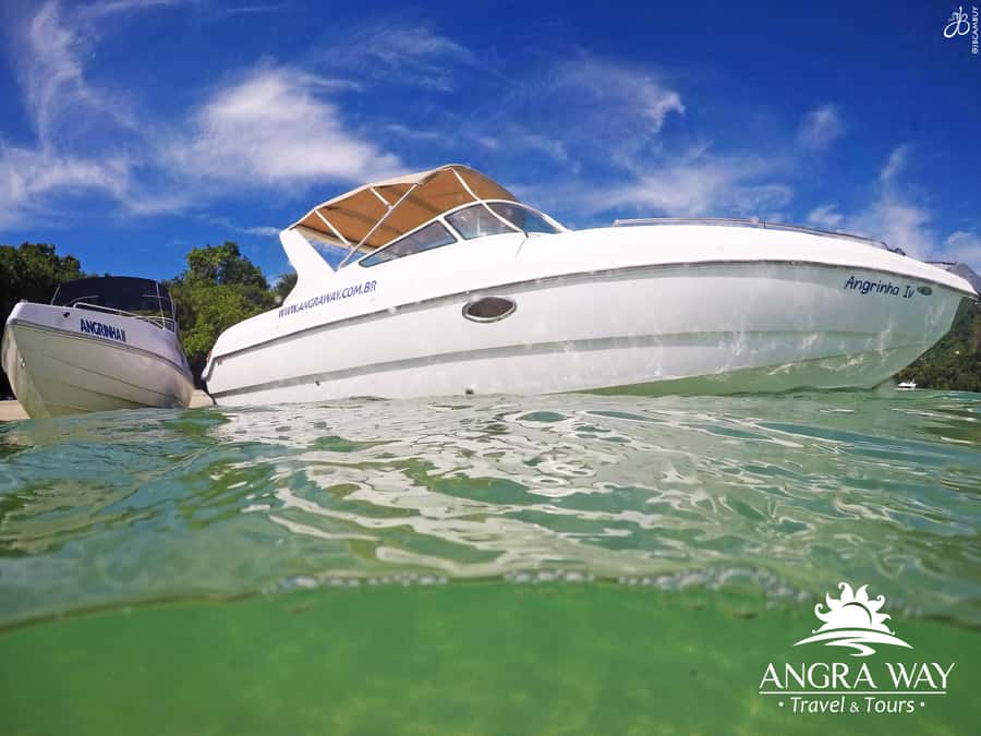 Angra dos Reis: Super Lagoa Azul Speedboat Tour - A 5-hour speedboat loop that’s all about water time