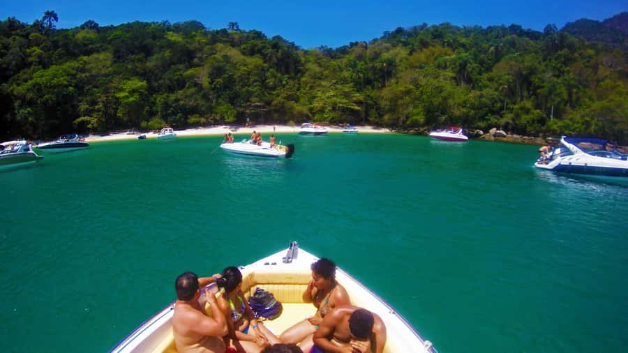 Angra dos Reis: Super Lagoa Azul Speedboat Tour - Price and value: is $52 a good deal for 5 hours?