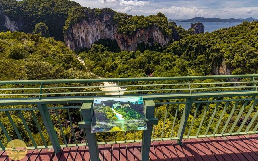 Ao Nang: Hong Islands Tour by Speedboat or Longtail Boat - Ko Pak Bia: lunch on the water + snorkeling time (75 minutes)