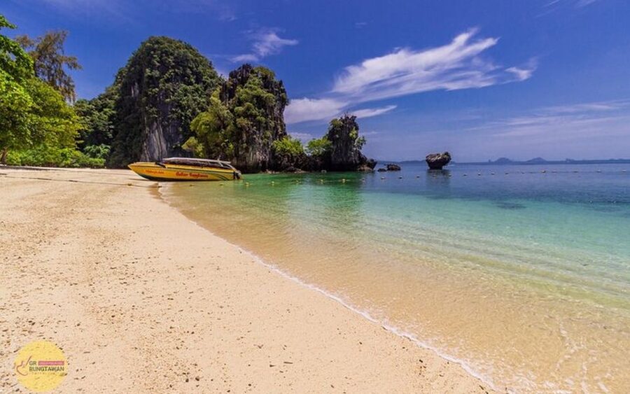 Ao Nang: Hong Islands Tour by Speedboat or Longtail Boat - Hong Lagoon: the quick hit of the caves and calm water (20 minutes)