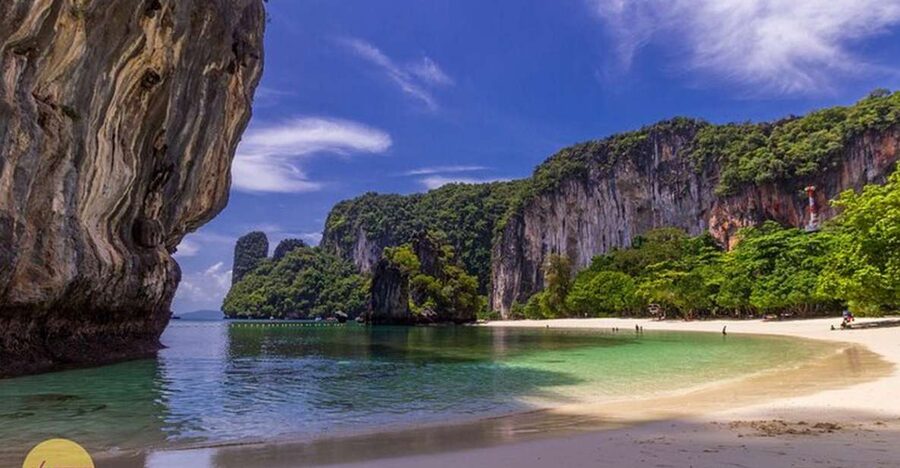 Ao Nang: Hong Islands Tour by Speedboat or Longtail Boat - Hong Island 360° viewpoint: the climb strategy (30 minutes)