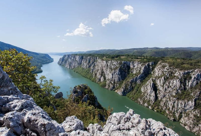 BelgraIde: Iron Gate Park, Speedboat Ride, and 2 Viewpoints - Road Trip from Belgrade to Djerdap Gorge: Comfortable Time on the Clock