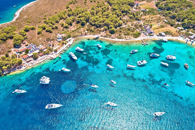 Blue and Green Cave Speedboat Excursion from Hvar Town - Boat Comfort, Choppy Water, and How to Pick Your Seat