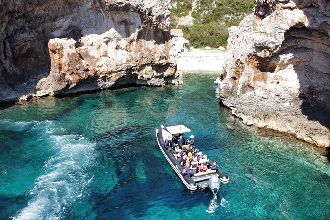 Blue Cave & 6 Islands Speedboat Tour From Split or Podstrana - Pakleni Islands Blue Lagoon View: Swim Break Energy