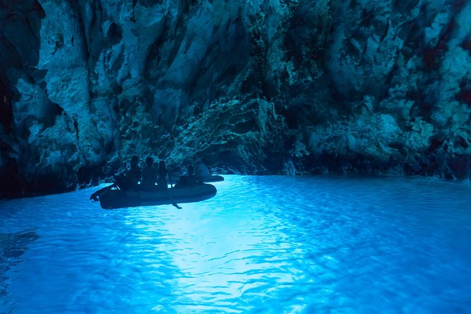 Blue cave & Hvar, 5 islands speed boat tour with unique boats from Split - Budikovac “Blue Lagoon” swim: white pebbles and turquoise water
