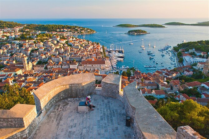 Blue Cave, Hvar, Vis and Pakleni Islands Group Speedboat Tour - Komiža (Vis) and Stiniva Cove: Two Short Stops With Different Payoffs