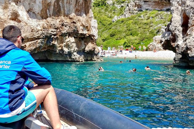 Blue cave, Mamma Mia and Hvar, 5 islands speedboat tour - Komiža breakfast time and Stiniva Cove swimming from the boat