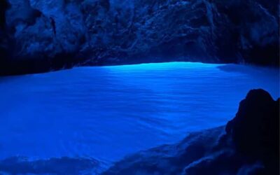 Blue Cave speedboat trip from Trogir - Blue Cave on Biševo: The Light Show (and the Narrow Entrance)
