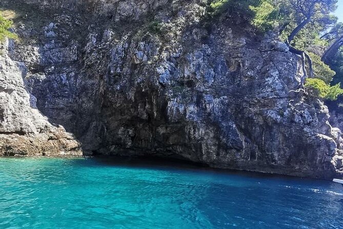 Blue cave tour with a speedboat-small group - Key highlights to know before you go