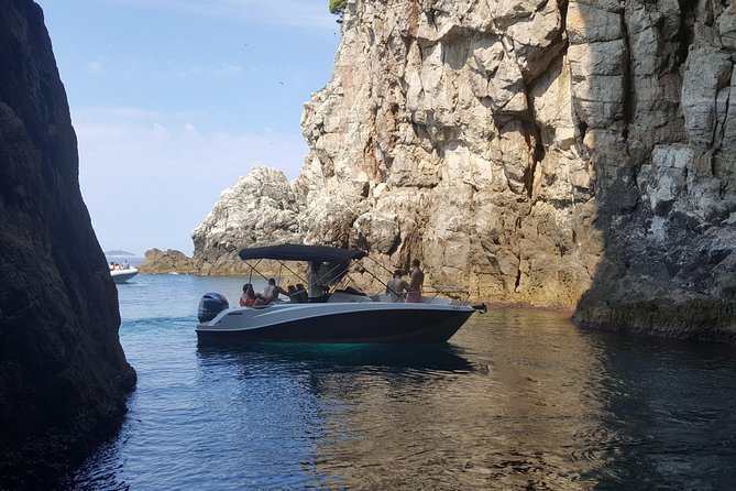 Blue & Green cave,Šunj beach - with drinks small group speedboat - Small Group Speedboat Comfort: Drinks, Space, and a Boat That Feels Close