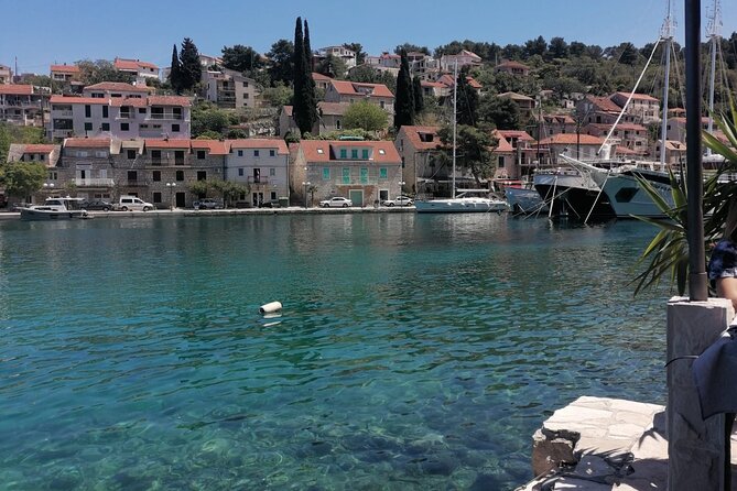 Blue Lagoon and Šolta Island Private Speedboat Tour - What’s Included vs Not: Pack Smart for Comfort