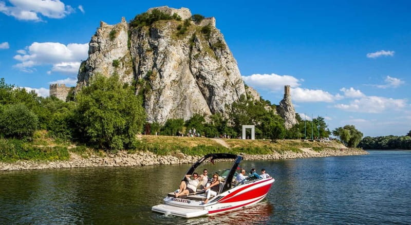 Bratislava by a Private Speedboat - Devin Castle or Danubiana: Picking Your River Stops