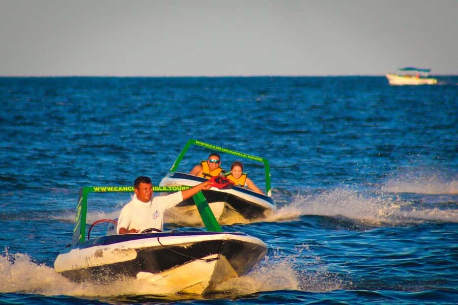 Cancun: Jungle Speedboat and Snorkeling Tour Adventure - Hotel Zone stop in Cancún: quick orientation plus a guided sightseeing chunk