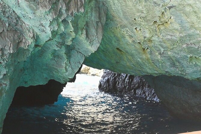 Capri Island in Private Luxury 40 feet Speedboat from Naples - Price and Value for a Group Up to 10