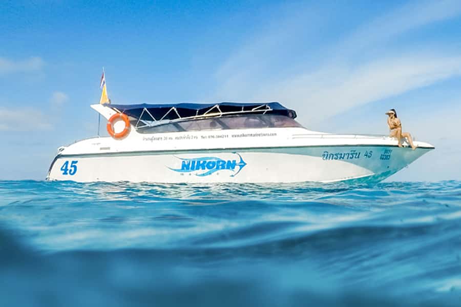 Chalong: Kahung Beach Day Trip by Speedboat & Lunch - Lunch at Kahung Restaurant (12:00): included and easy
