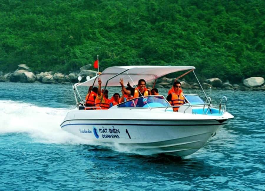 Cham Island: 1-Day Speedboat Trip with Snorkeling and Lunch - Hoi An pickup and the speedboat ride to Cham Island