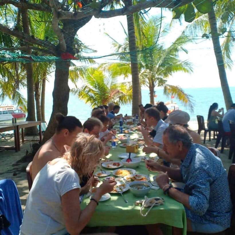 Cham Island: Snorkeling Tour by Speed Boat From HoiAn/DaNang - Bai Chong Beach: hammocks, sunbathing, and a second swim chance