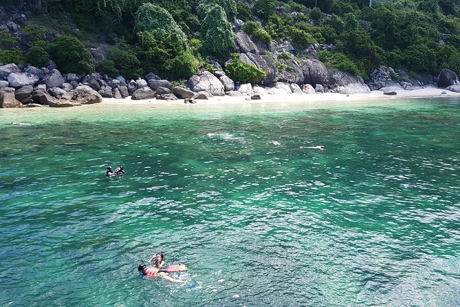 Cham Islands Snorkeling Tour by SpeedBoat from Da Nang - Snorkeling on the Cham Islands: gear, shared areas, and visibility reality