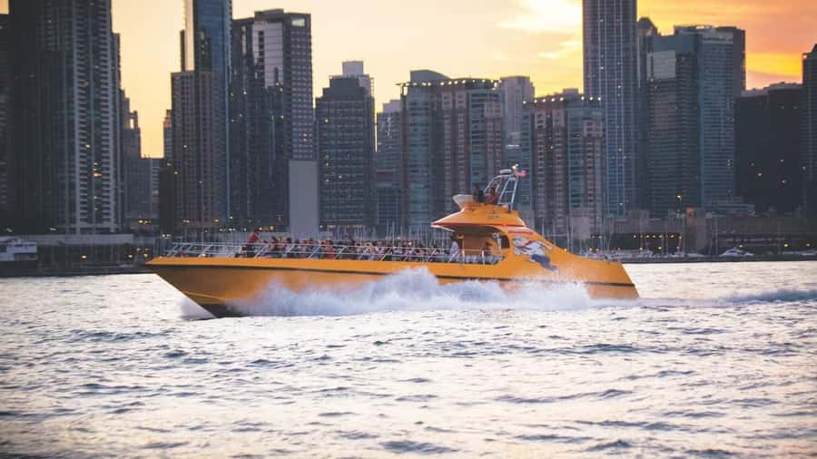 City Cruises Chicago: Seadog Speedboat Lake Firework Cruise - Quick highlights