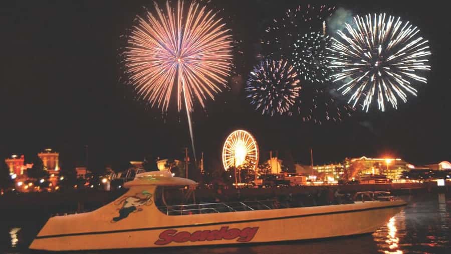 City Cruises Chicago: Seadog Speedboat Lake Firework Cruise - Tickets, value, and what $46 really covers