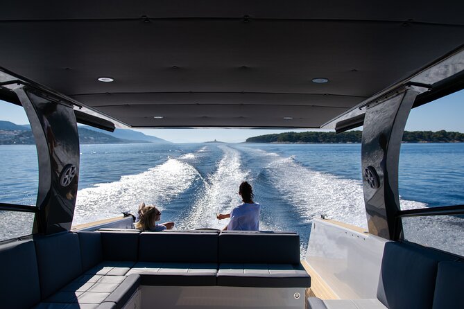Colnago 45 - Luxury Private Speedboat Tours - Stop 2: Island of Vis for beach hopping at your pace