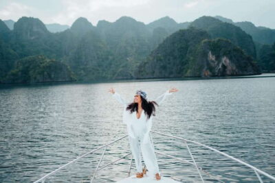Coron: Private Island-Hopping Tour on a Yacht or Speedboat - 9 hours on the water: how your day actually plays out