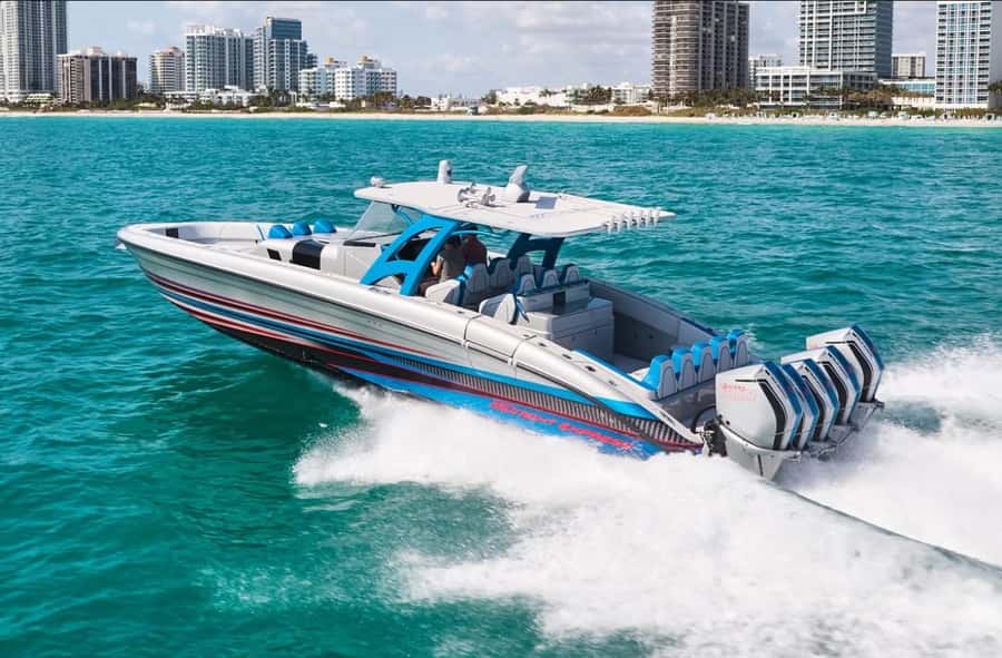 Doha: Speed Boat Adventure – 1 Hour Thrill Ride - The Coach-Coffee Phase: Camel Riding and Scenic Stops