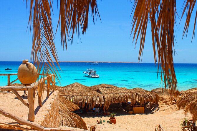 Dolphin House By Private Speedboat With Giftun Island _ Hurghada - Hurghada pickup and the fast start on a private boat