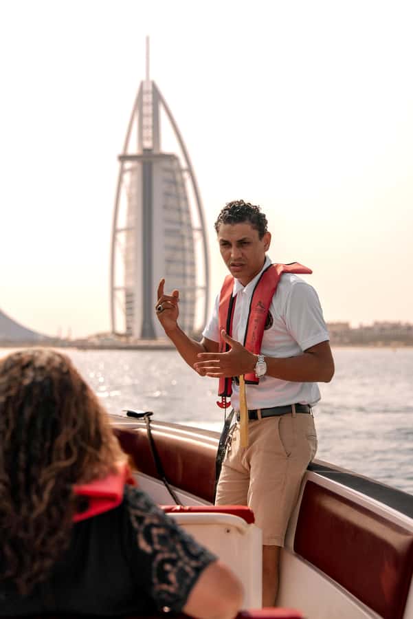 Dubai: 100-Min Speed Boat Tour, Atlantis & Burj Al Arab View - Atlantis and Atlantis The Royal: more than a postcard view