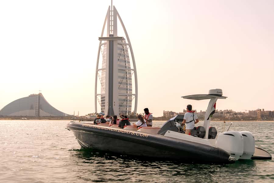 Dubai: 100-Min Speed Boat Tour, Atlantis & Burj Al Arab View - Finding your boat at Dubai Marina Yacht Club, without stress
