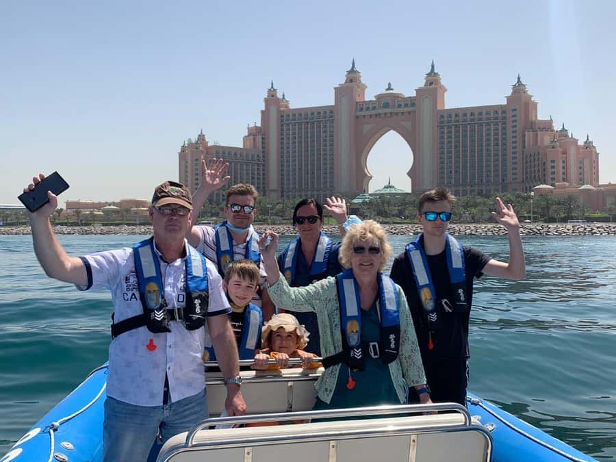 Dubai Marina : 1.5-Hour Atlantis Sightseeing Speedboat Tour - Burj Al Arab: The Sail-Shaped Hotel from Just Offshore