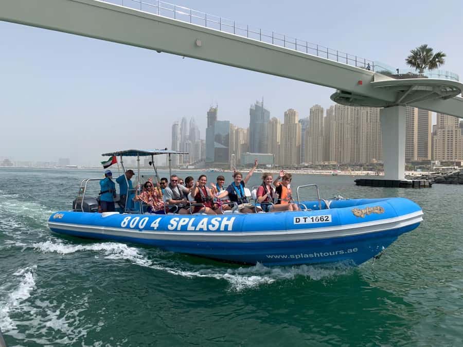 Dubai Marina : 1.5-Hour Atlantis Sightseeing Speedboat Tour - Comfort, Safety, and the Real Talk About Choppy Water