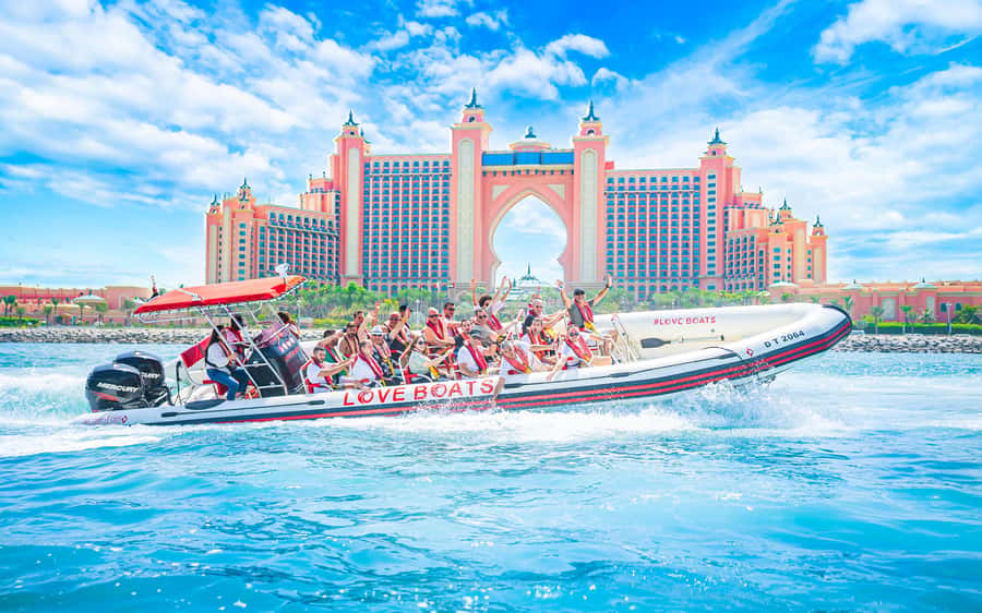 Dubai: Sightseeing Speedboat Tour with Live Tour Guide - Choosing the 60 or 90 minutes: what you actually see