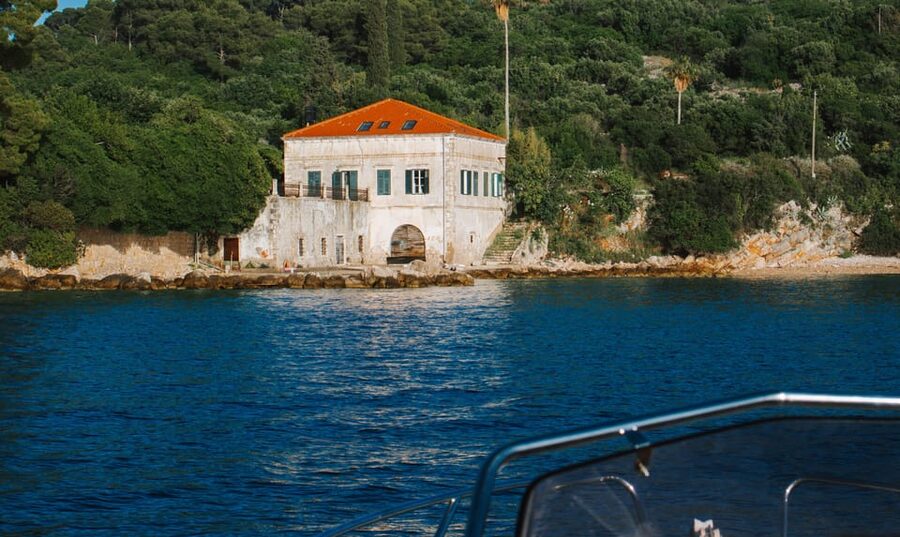 Dubrovnik:Elaphiti Islands and caves Private Speedboat Tour - What makes the experience feel local: the skipper touch