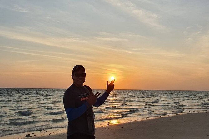 Early Bird Trip Phi Phi & 4 Islands–Premium Speedboat from Krabi - Guide energy: why Alex (and crew) matters